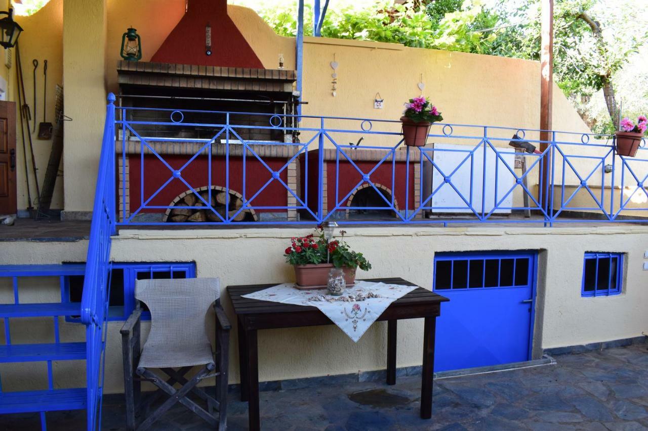 Villa Dimitris Constantinou Sourpi Esterno foto